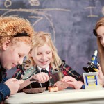 art-0212-girlsscience art-0212-girlsscience