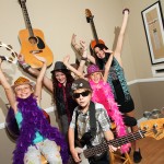 art-0612-party