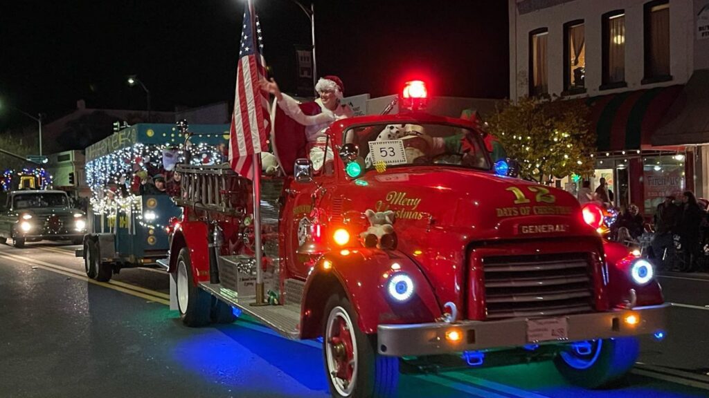Red Bluff Lighted Christmas Parade & Tree Lighting Ceremony North