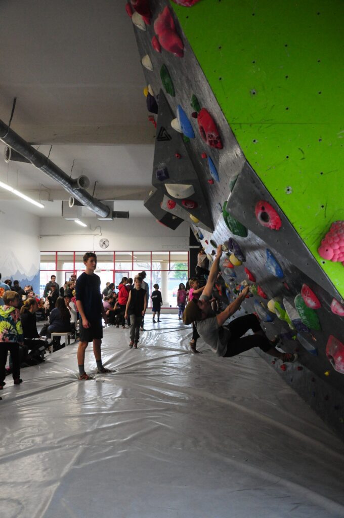 Indoor_Rock_Climbing