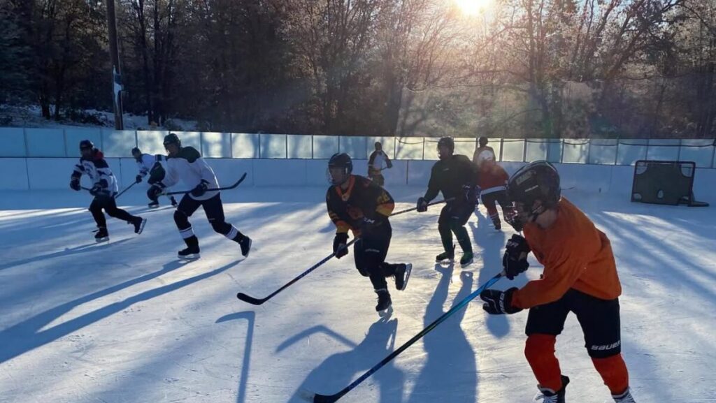 Mount Shasta Ice Rink