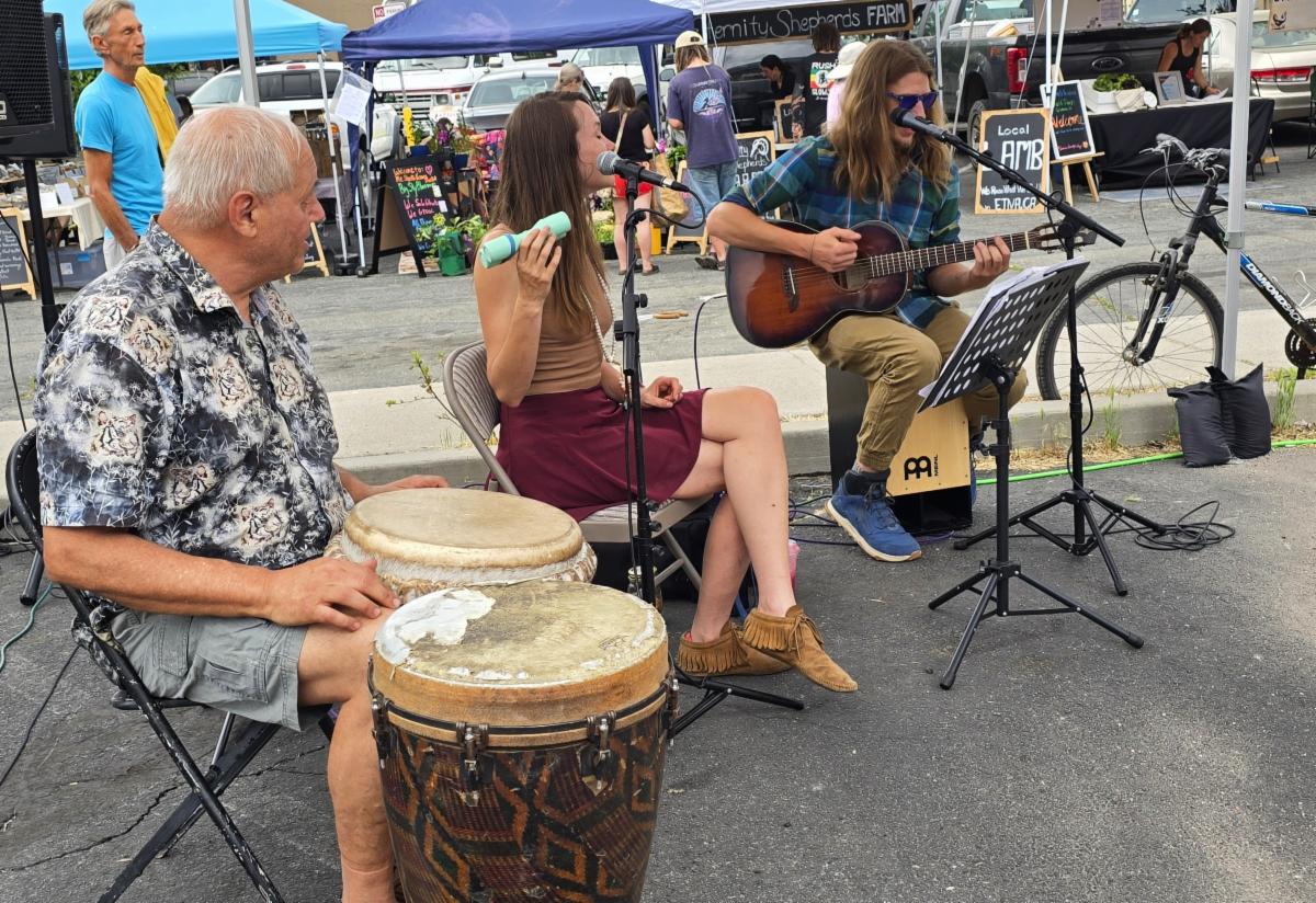 Mount Shasta Farmers Market (Summer Hours)