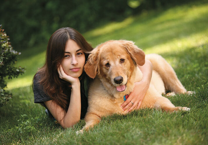 04-Tiara-Lavitt-16-with-Shelbie-dog