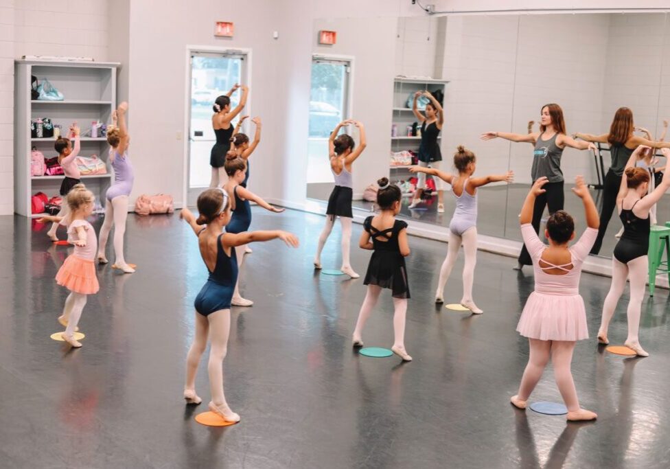 0525-chico-creek-dance