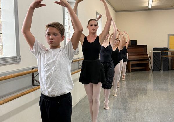 The-Redding-Arts-Project_s-Dance-and-Theatre-Camps-pic-1-copy